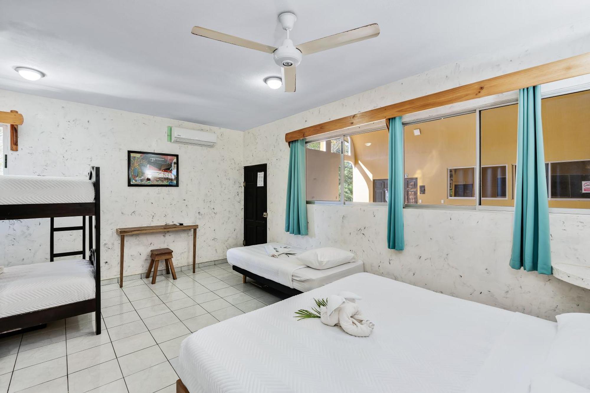 Hotel Tamarindo Inn - 1 Mi To Tamarindo Beach ภายนอก รูปภาพ