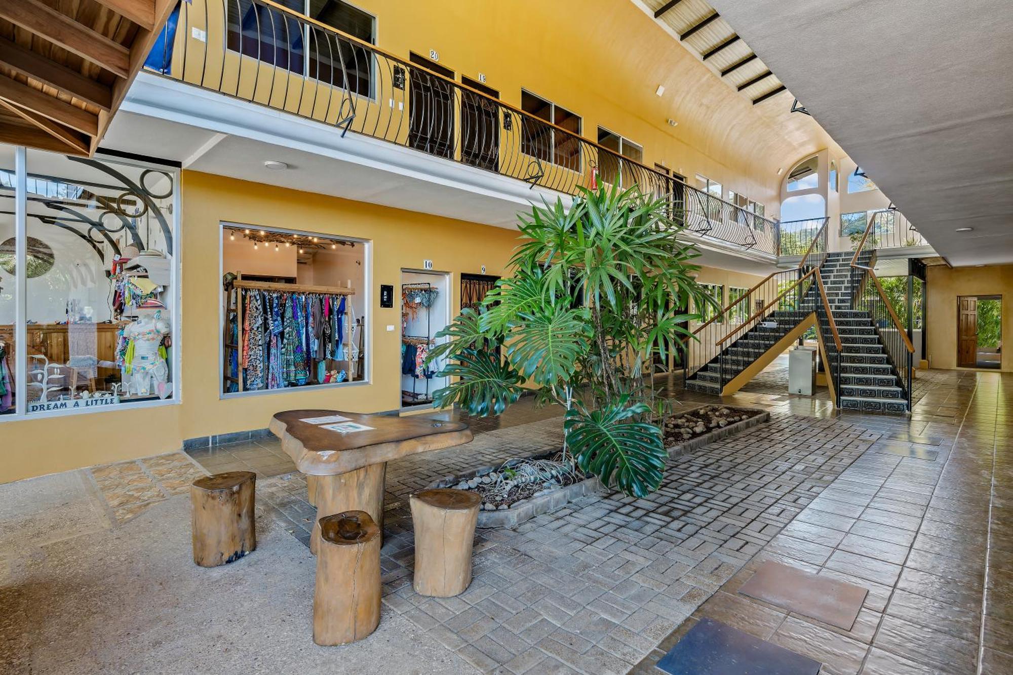 Hotel Tamarindo Inn - 1 Mi To Tamarindo Beach ภายนอก รูปภาพ